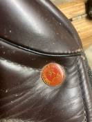 Selle d'eqitation en cuir marron, tres bon etat, 