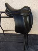 Selle Dressage Childeric DGP 17'5 petit prix