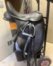 Selle de dressage Isabelle Werth 16,5 pouces