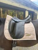  Selle de dressage &Eacute;quipe Emporio &ndash; 17&rdquo;