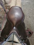 Bates Caprilli Close Contact jump saddle