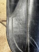 Selle de dressage 