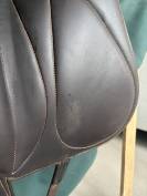 Selle de dressage Makila 17,5