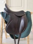 Selle de dressage Makila 17,5