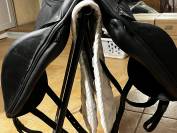 Selle de dressage Arion 17 pouces