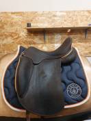Selle Dressage mod&egrave;le &laquo; PREMIUM &raquo; 