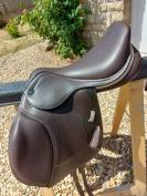 Sella mista Ikonic  17.5" - 2025