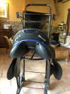 VENDS SELLE PRESTIGE CUIR BOVIN LISSE NOIR, LISERE BLEU
