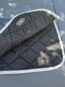 Tapis bleu marine 