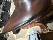 Selle Meyer ACT-1 17" &ndash; Excellent &eacute;tat &ndash; Disponible en 