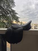 Selle Norton pro noire 17 pouces parfait etat 
