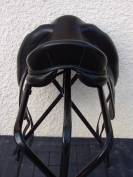 Selle Dressage Devoucoux Mendia 17'5 petit prix 