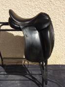 Selle Dressage Childeric 17' petit prix 