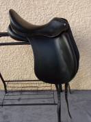 Selle dressage Childeric 17'5 petit prix 