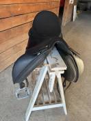 Selle Bates innova dressage 17,5p