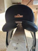 Selle Bates innova dressage 17,5p