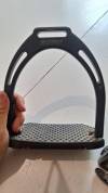 &Eacute;triers Jin stirrup