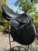 Vends Selle Cuir 17,5 Fouganza mixte bon &eacute;tat