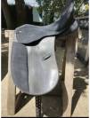 Selle dressage synth&eacute;tique 