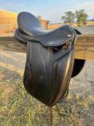 SELLE DRESSAGE &Eacute;RIC THOMAS 17"