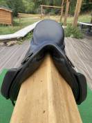Selle de dressage Henri de Rivel France 16,5 pouces