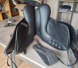Selle de dressa Wintec Isabell Werth 17 pouces &eacute;quip&eacute;e 