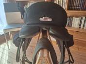 Selle de dressa Wintec Isabell Werth 17 pouces &eacute;quip&eacute;e 