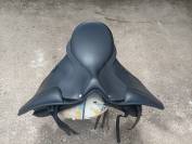 Sella da dressage Wintec  17.5" - 2023