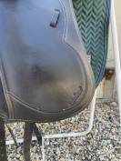 Selle de dressage 