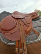 A vendre selle platinium sellier Lucifer 