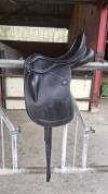 Selle de dressage Marjoman 17,5 pouces 