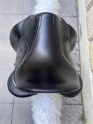 Selle de dressage 