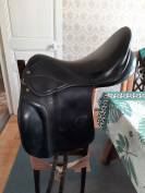 A vendre selle de dressage HENRY DE RIVEL