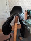A vendre selle de dressage HENRY DE RIVEL