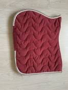 Tapis equith&egrave;me bordeaux 
