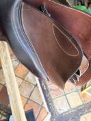 Selle Forestier S&eacute;oul 17,5" &ndash; 2AA &ndash; doubl&eacute;e veau &ndash; PRO 