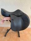 Selle Equipe emporio jumping noir   17 pouces