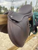 Selle Ikonic light 16,5 pouces
