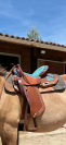 SELLE WESTERN BLEU ET MARRON   taille 17,5 