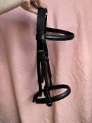Ensemble bridon demi rond + r&ecirc;nes lisses T. Cob noir