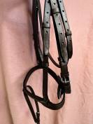 Ensemble bridon demi rond + r&ecirc;nes lisses T. Poney havan
