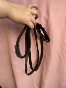 Ensemble bridon demi rond + r&ecirc;nes lisses T. Poney havan