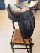 Selle dressage Devoucoux 18 pouces 