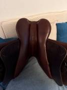 Selle Devoucoux Taille 17&rsquo; &bull; Ann&eacute;e : 2018 &bull; Mod&egrave;le Biarritz O