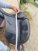 Selle de dressage 