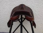 Selle Obstacle Childeric en superbe &eacute;tat 17'