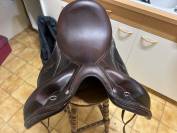 Selle dressage Devoucoux