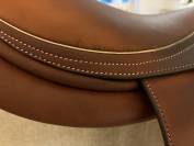 Selle Butet semi-creux 17,5
