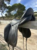 Selle dressage Devoucoux 