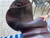 Selle d&rsquo;obstacle CWD SE02 &ndash; 17&rdquo; &ndash; 2C &ndash; 2019